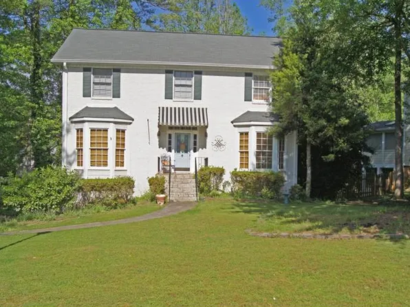 1066 Foreststone Way, Marietta, GA 30064