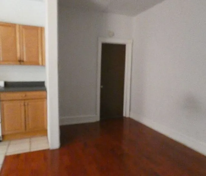 509 S 44th St #2R — Photo 3