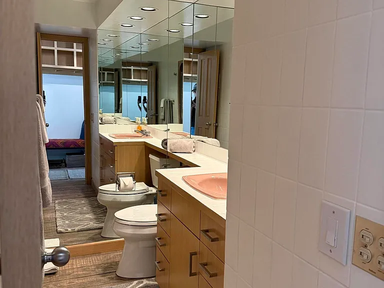 600 E Main St #406 — Photo 18