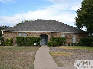 2321 Woodglen Dr, Richardson, TX 75082