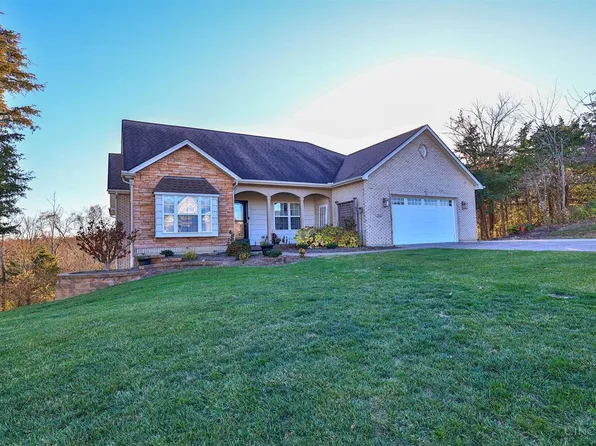 24435 Park Place Estates Dr, Lawrenceburg, IN 47025