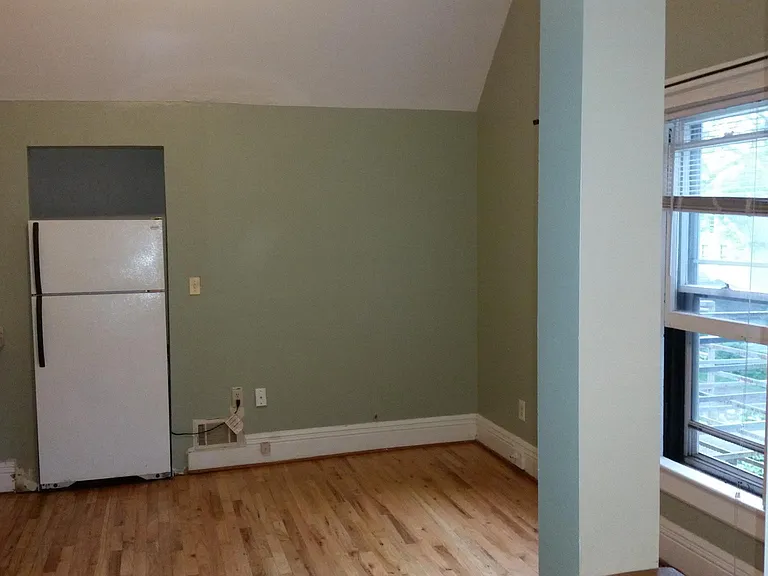 Main living/kitchen area