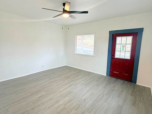 5th image of 503 Galbreath St