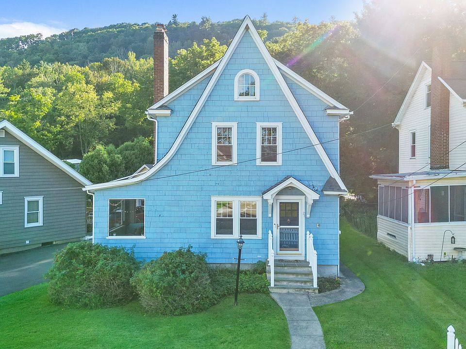 1st image of 27 Rosedale Dr