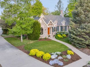2040 Amethyst Dr, Longmont, CO 80504