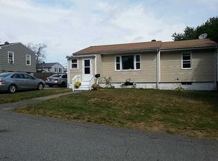 124 Evergreen Ave, Tiverton, RI 02878