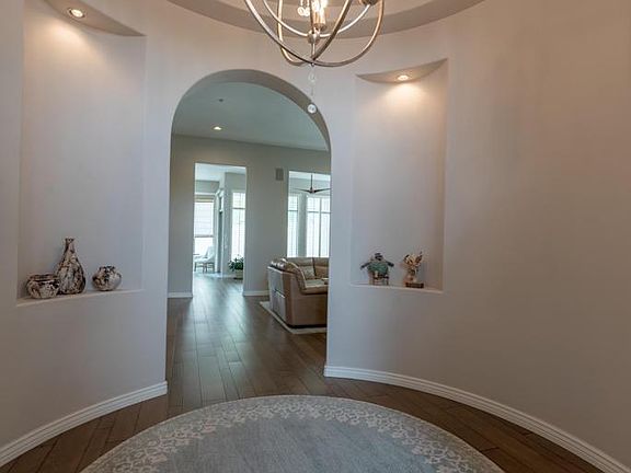 4th image of 10570 E Karen Dr