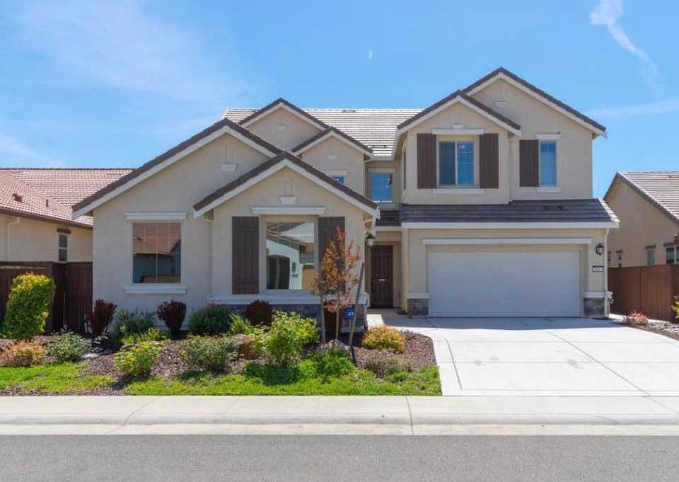 1st image of 5057 Wood Way
