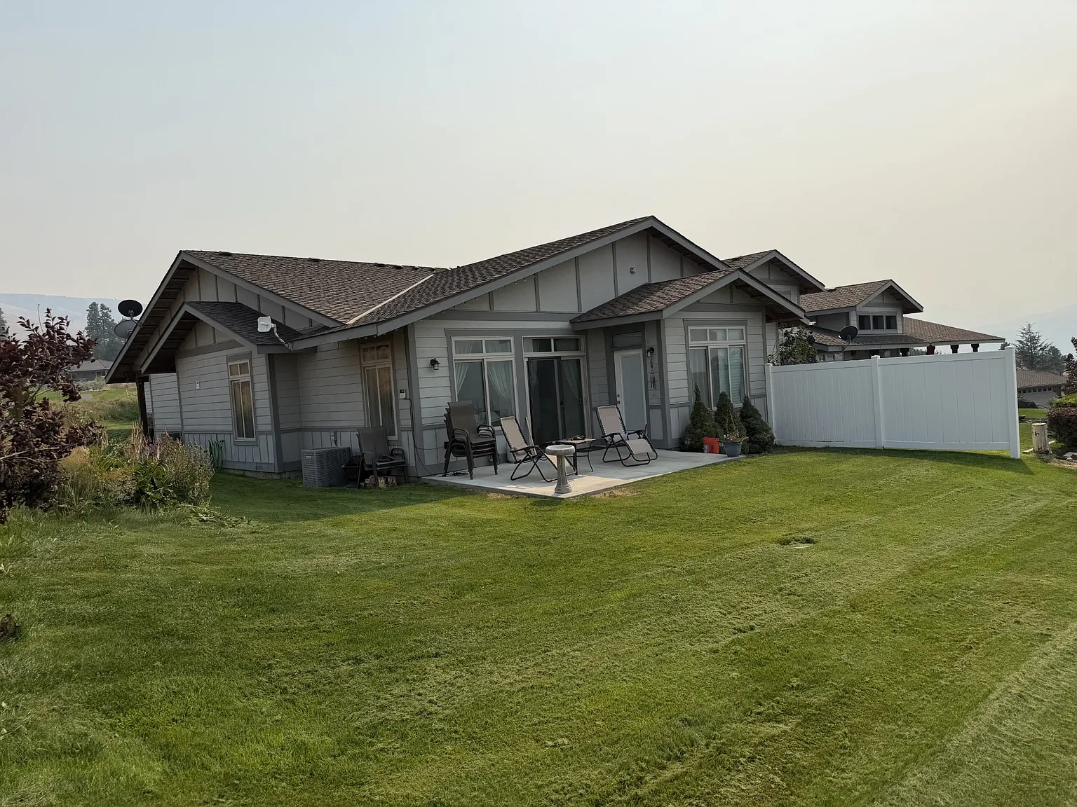 122 Red Hawk Dr — Photo 2
