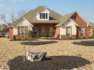 23 Manzanares Dr, Hot Springs Village, AR 71909