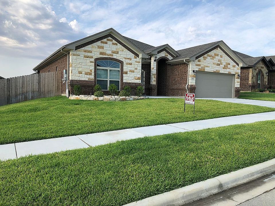 1st image of 8105 Preston Hollow Dr
