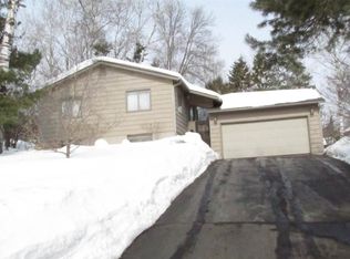 4923 Ivanhoe St, Duluth, MN 55804