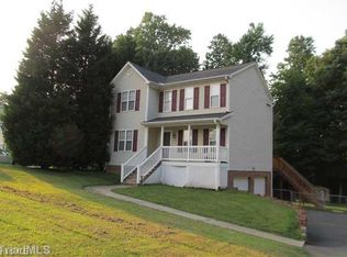 3805 Forest Valley Rd, Winston Salem, NC 27105