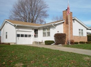 3115 N Christine Dr, Decatur, IL 62526