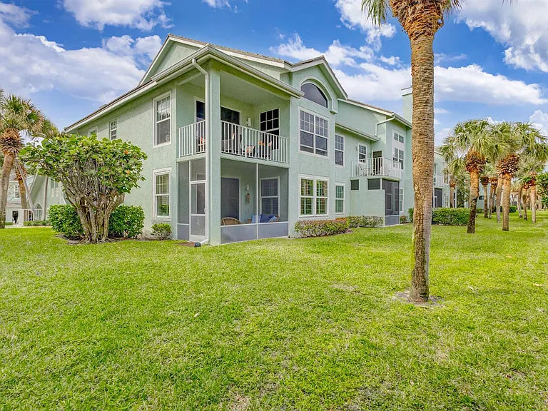 207 Mainsail Cir — Photo 37