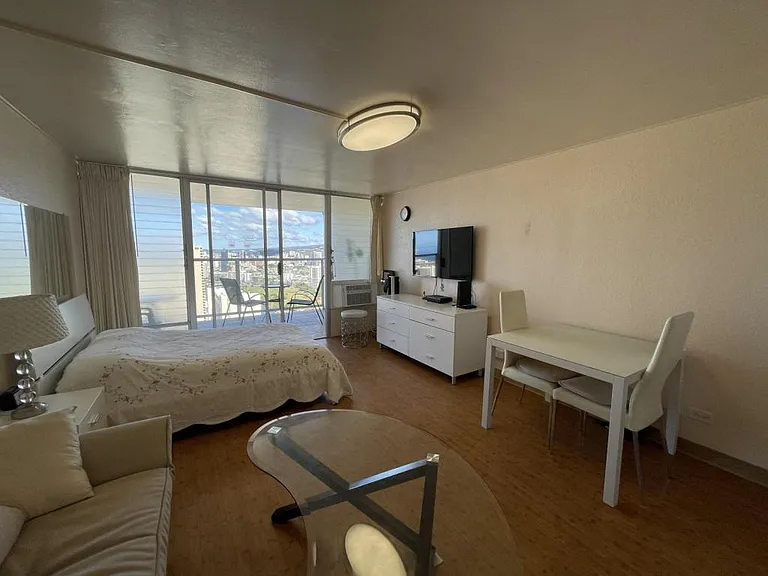 445 Seaside Ave #43 — Photo 3