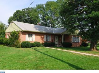 42 N Walnut St, Wernersville, PA