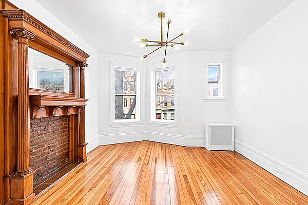 1st image of 516 12th St #2B