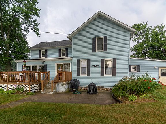 3rd image of 1291 Rose Dr