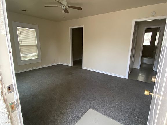 2nd image of 3102 N Crump St