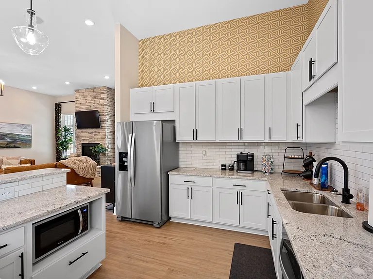 Parkway Trails — Photo 20