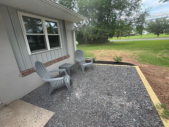 3rd image of 810 S Old Bethlehem Pike #2