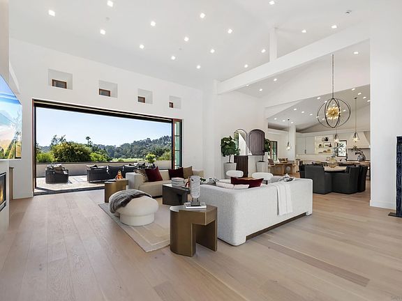 5th image of 5758-60 Las Palomas