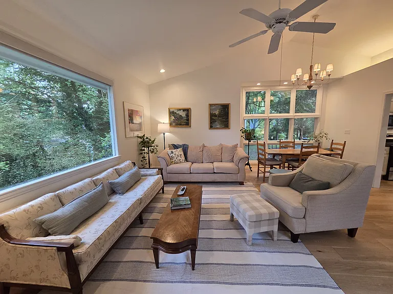 3319 Ridge Rd — Photo 2