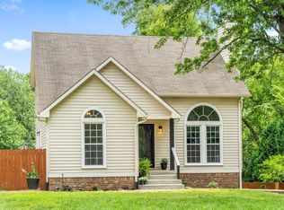 436 Bluff Dr, Clarksville, TN 37043