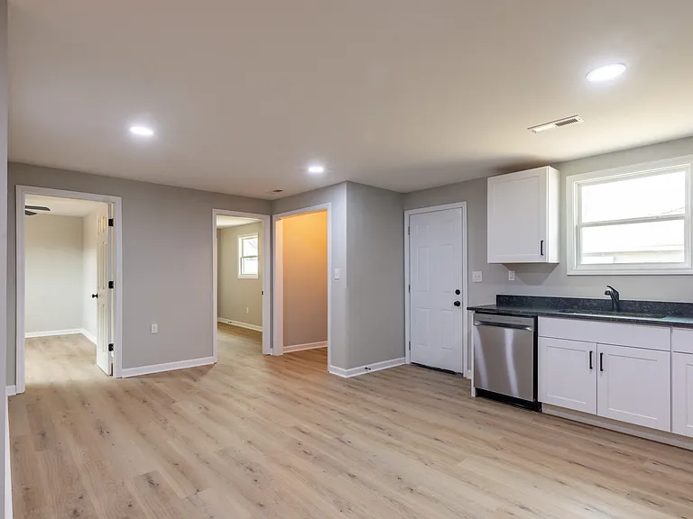 200 James St #1 — Photo 6