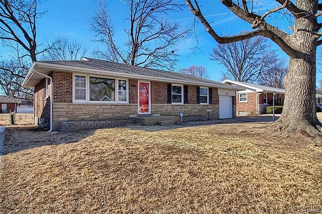 1st image of 301 Kirk Dr