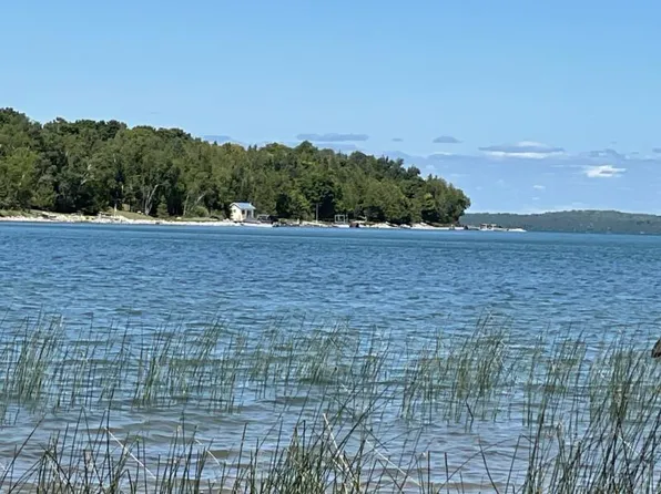 25870 E Channel Rd, Drummond Island, MI 49726