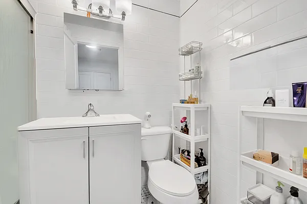 Rented by Compass | media 6