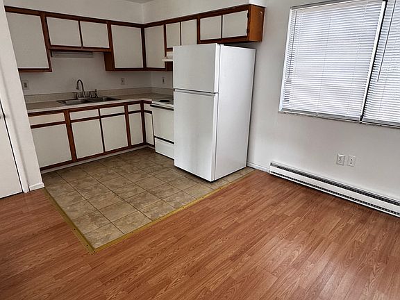 2nd image of 250 N Columbus St #16