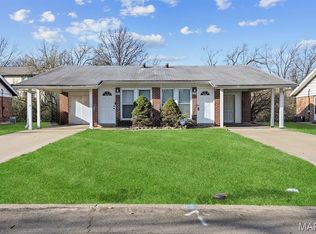 305 Saint Eugene Ln, Florissant, MO
