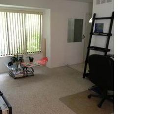 1475 Oak Grove Dr, Walled Lake, MI 48390