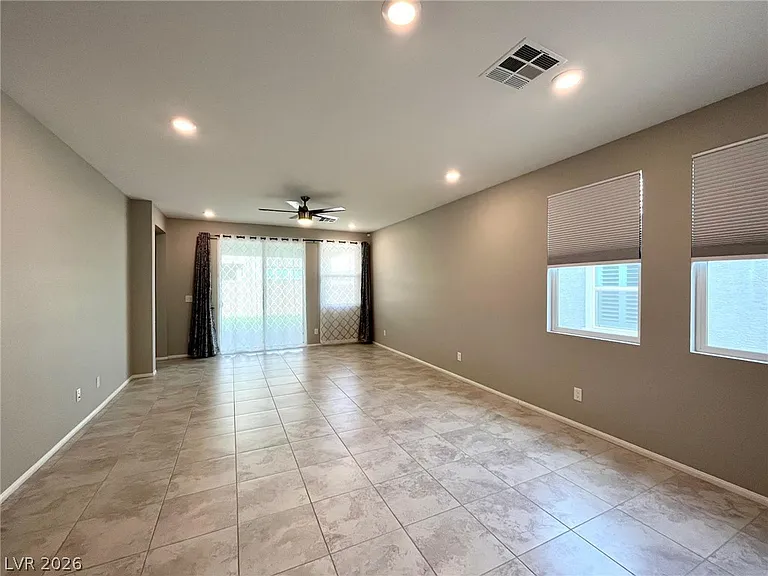 9748 Angel Valley Dr — Photo 6