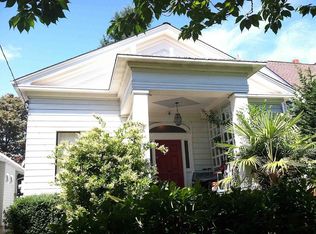 6327 17th Ave NE, Seattle, WA 98115