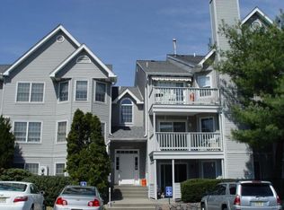 41 Boulder Run Rd, Paterson, NJ 07501