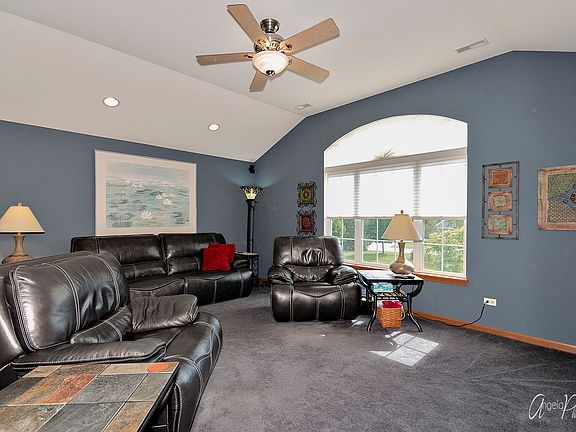 5th image of 5924 Dublin Ct #5924