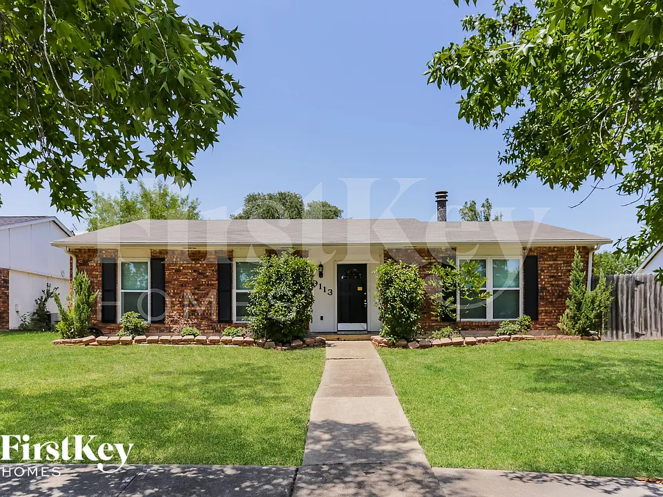 9113 Linda Vista Dr