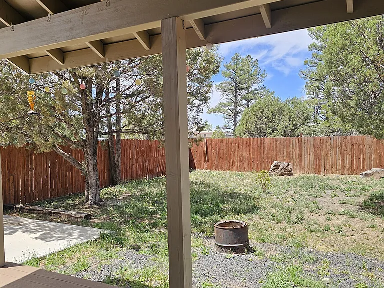 1279 Flag Hollow Rd — Photo 41