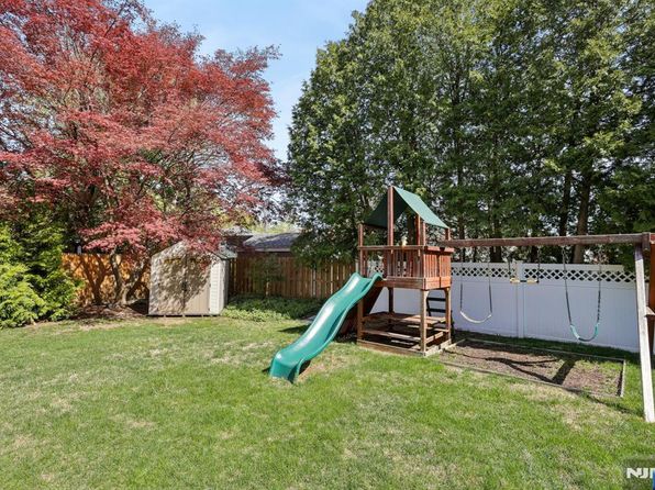 27 Ell Rd, Hillsdale, NJ 07642