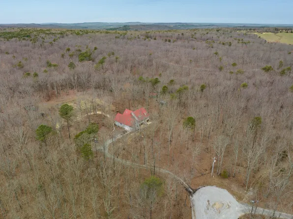 497 Harlee Vista Rd, Pikeville, TN 37367