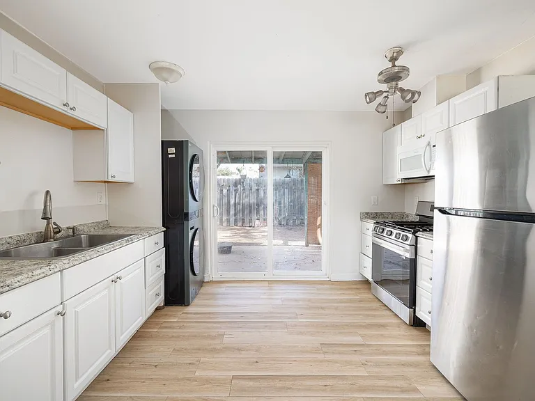 767 Ball Ave #A-D — Photo 1