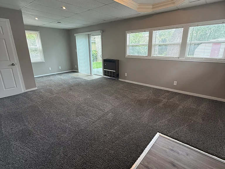 17393 Lincoln Ave — Photo 21