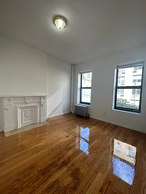 Rented by Peter R. Hungerford, LREB | media 18