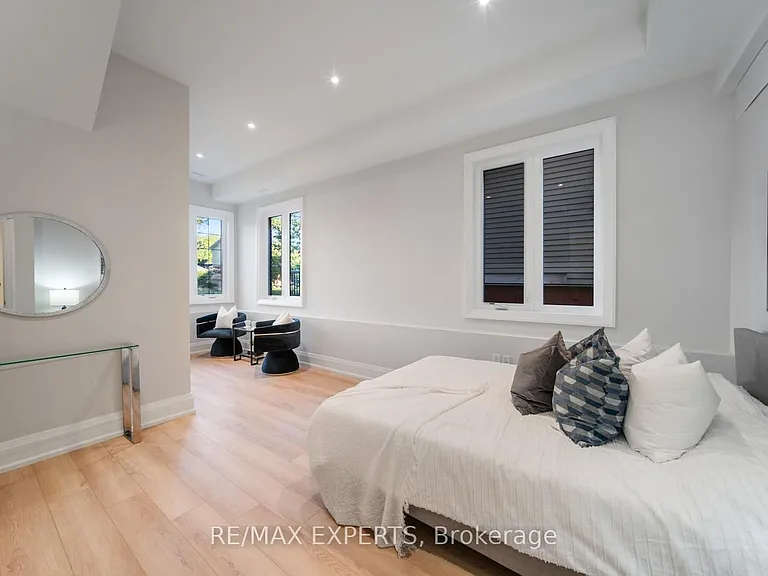 88 Moray Ave — Photo 43