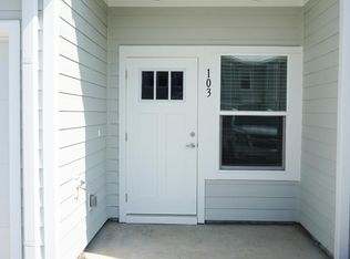 103 Date Palm Ln, Freeport, FL 32439