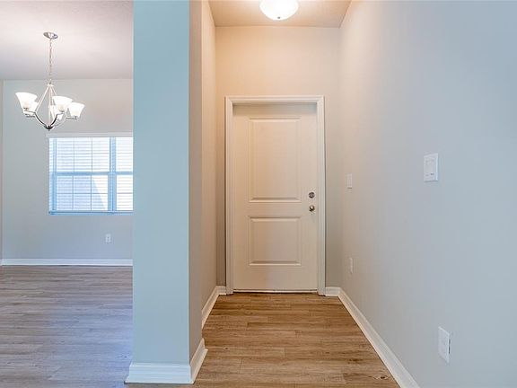 3rd image of 5350 San Luis Ter